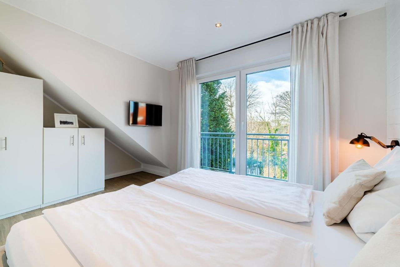 Вилла Haus Am Siel 01, Zentral Mit Eigenem Steg Гретзиль Экстерьер фото